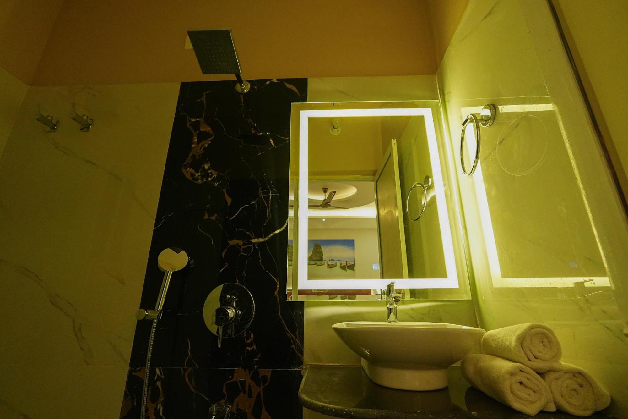 Hotel Rj Patna  Exterior photo